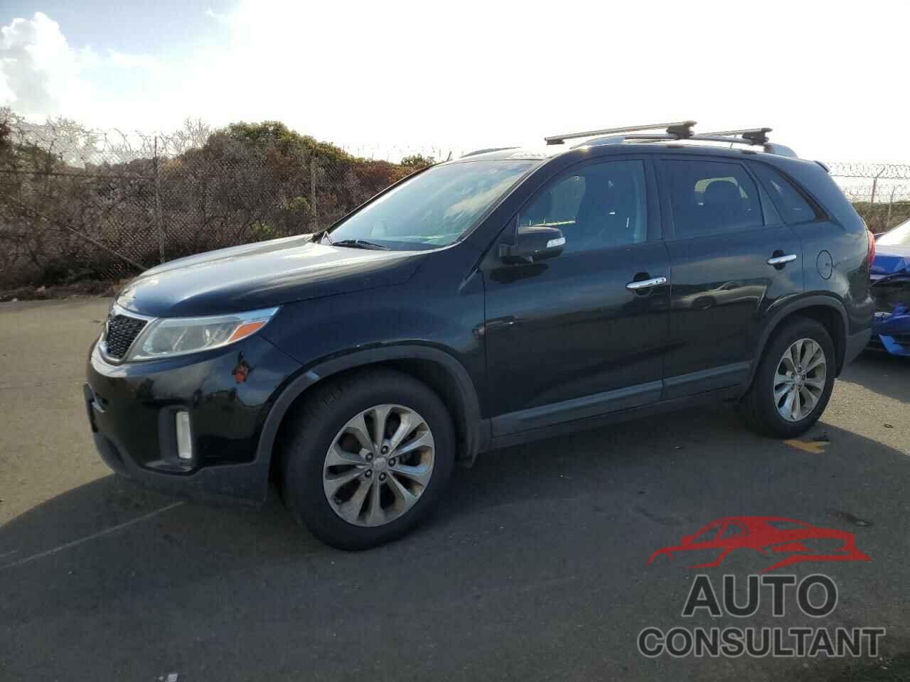 KIA SORENTO 2015 - 5XYKU4A77FG588305