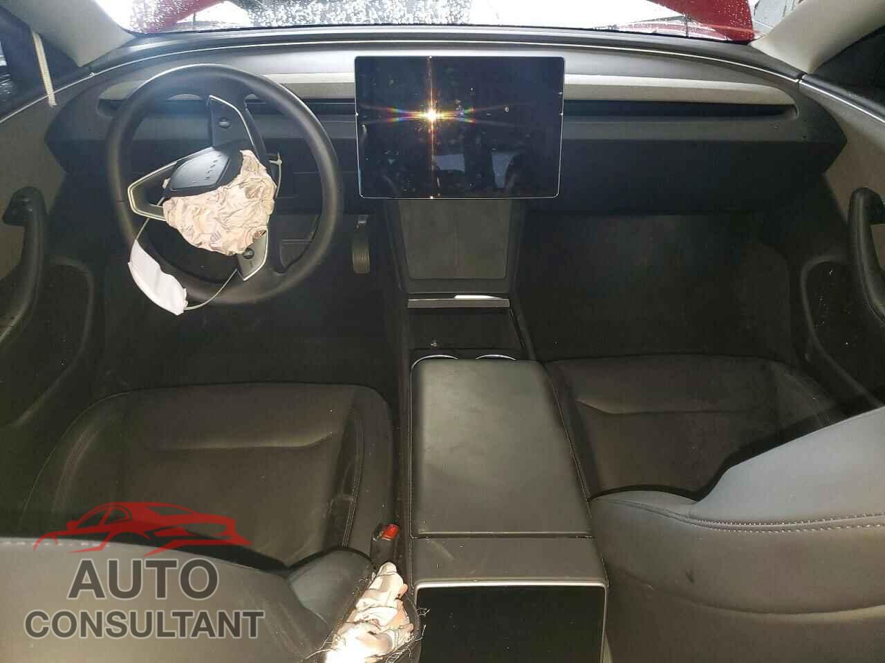 TESLA MODEL 3 2024 - 5YJ3E1EA2RF830645