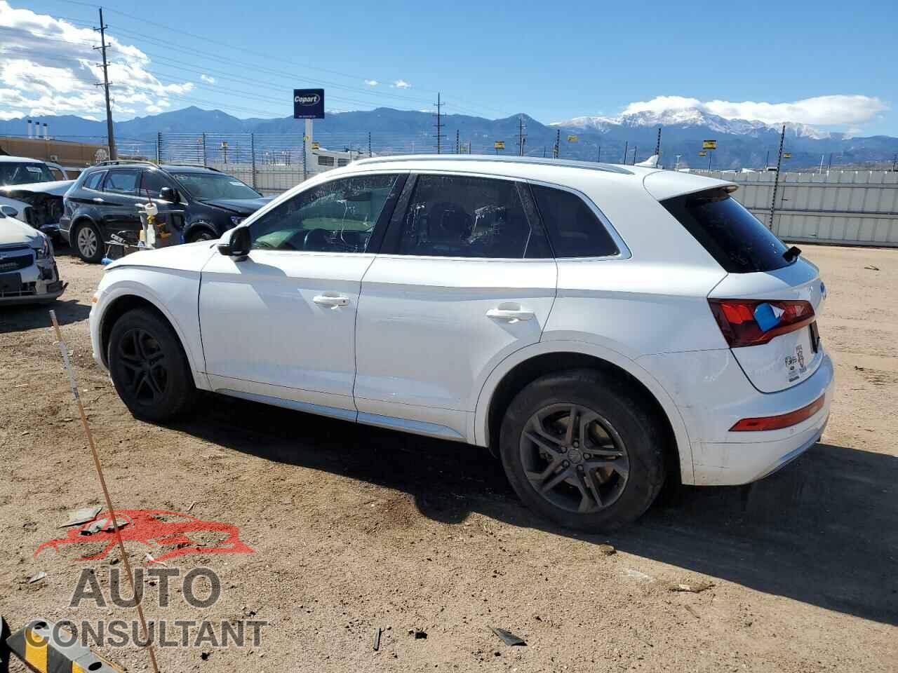 AUDI Q5 2018 - WA1BNAFY2J2111663