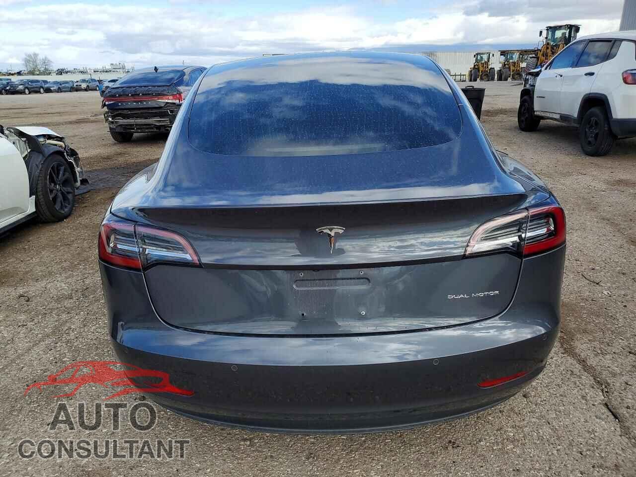 TESLA MODEL 3 2018 - 5YJ3E1EB8JF066068