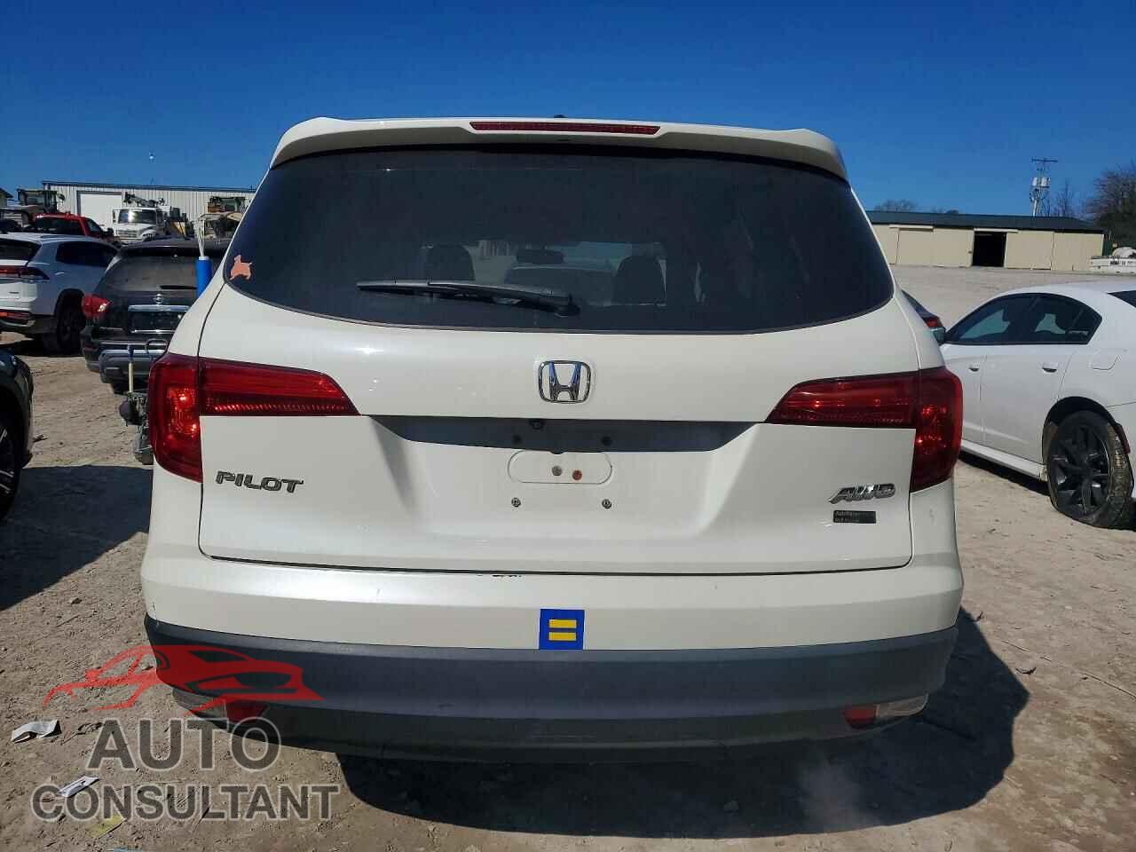 HONDA PILOT 2017 - 5FNYF6H73HB058302