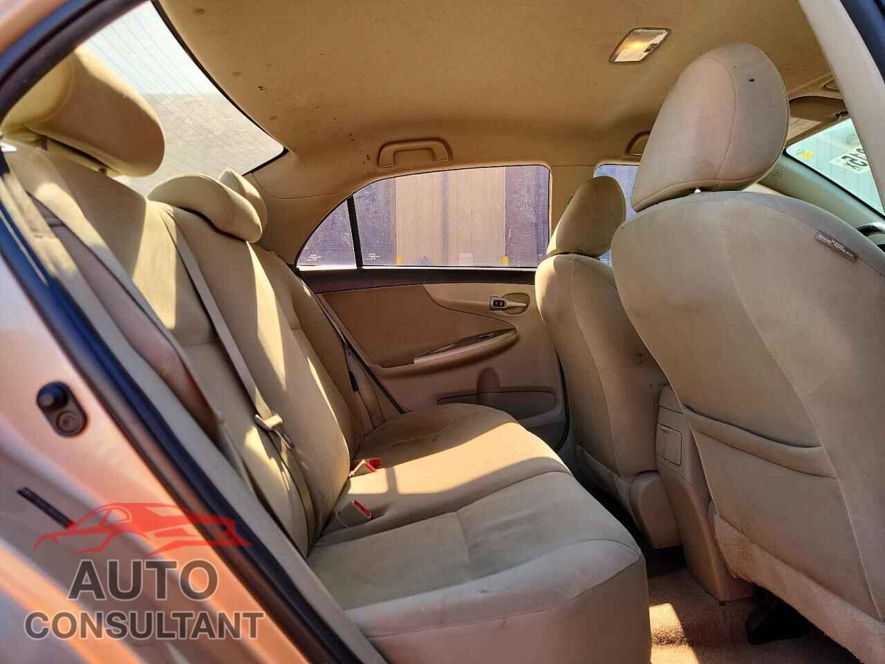 TOYOTA COROLLA 2011 - 2T1BU4EE1BC628120