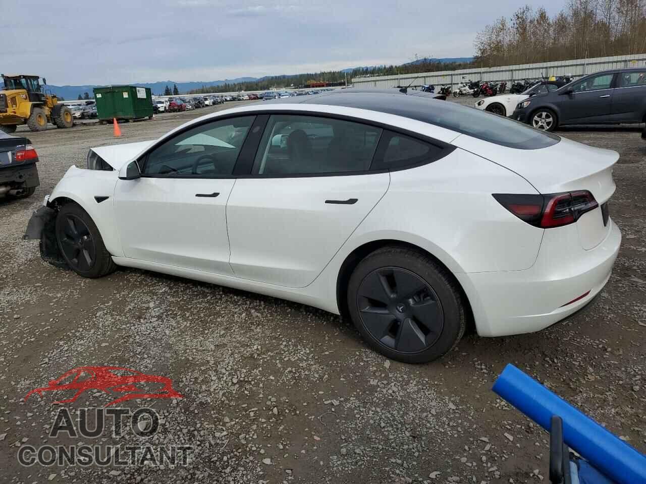 TESLA MODEL 3 2023 - 5YJ3E1EA7PF550474
