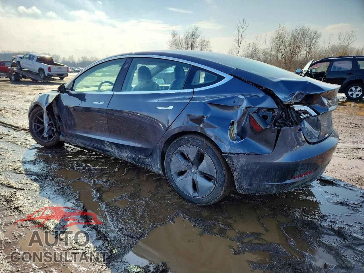 TESLA MODEL 3 2018 - 5YJ3E1EA6JF153359
