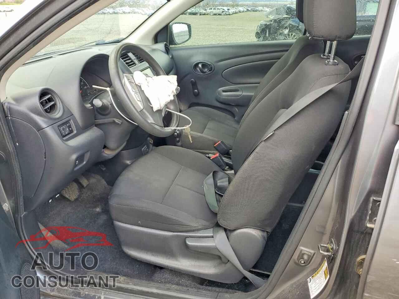 NISSAN VERSA 2019 - 3N1CN7AP3KL827230