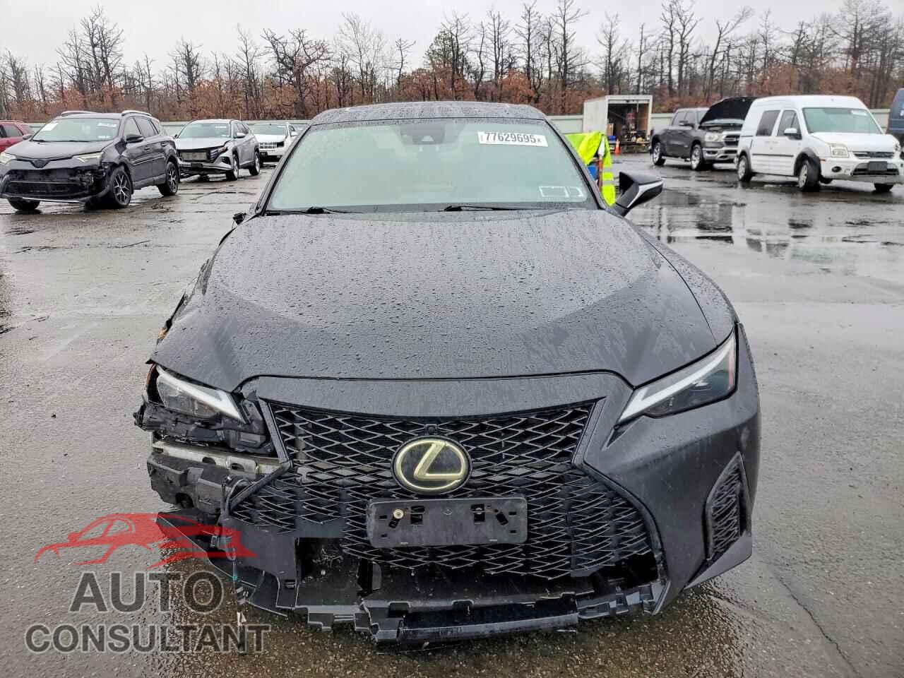 LEXUS IS 2021 - JTHC81F22M5043685