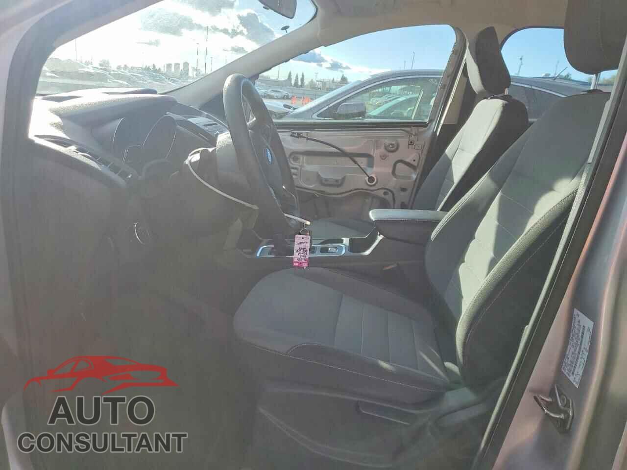 FORD ESCAPE 2018 - 1FMCU0F72JUD60334