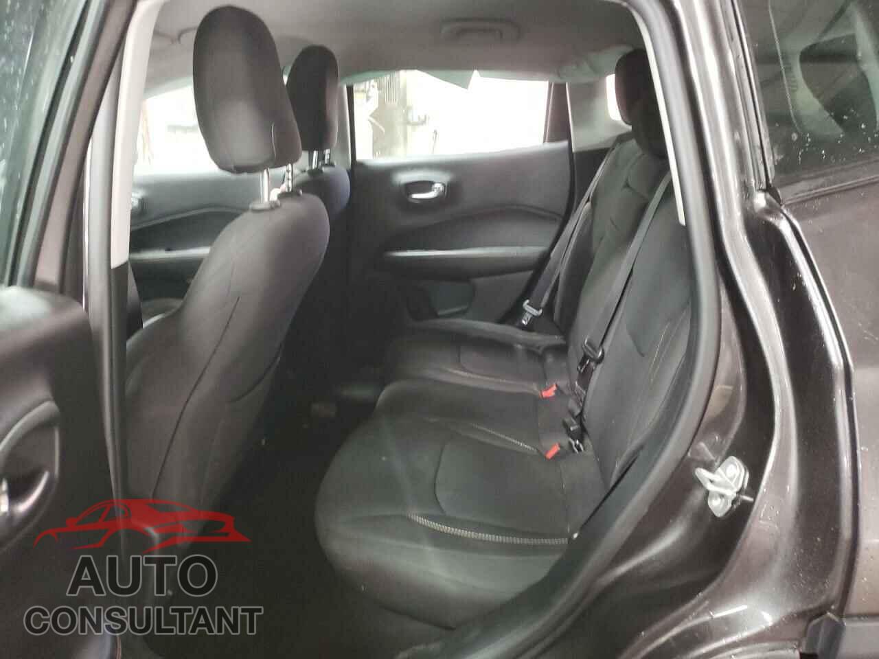 JEEP COMPASS 2018 - 3C4NJCABXJT461358