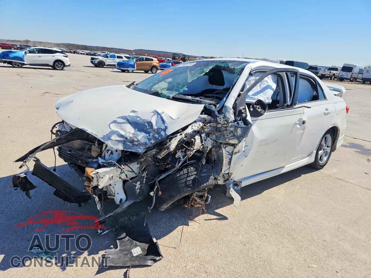 TOYOTA COROLLA 2011 - 2T1BU4EEXBC638919