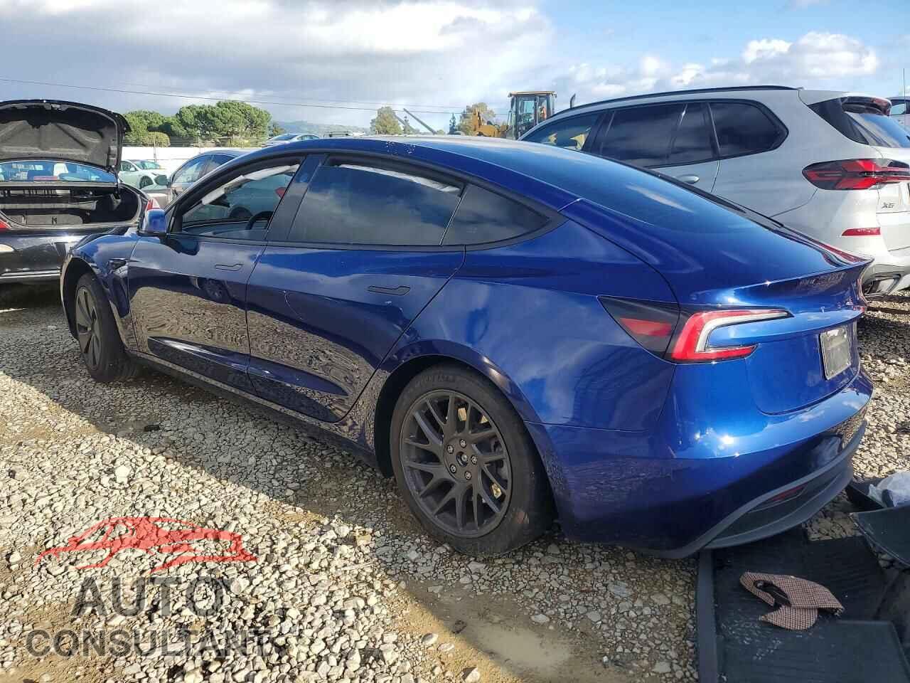 TESLA MODEL 3 2024 - 5YJ3E1EAXRF841702