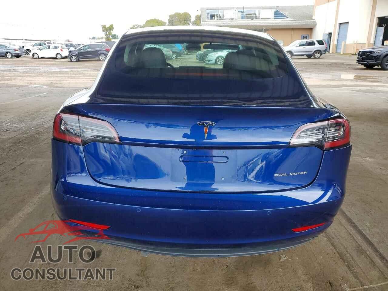TESLA MODEL 3 2018 - 5YJ3E1EB5JF115985