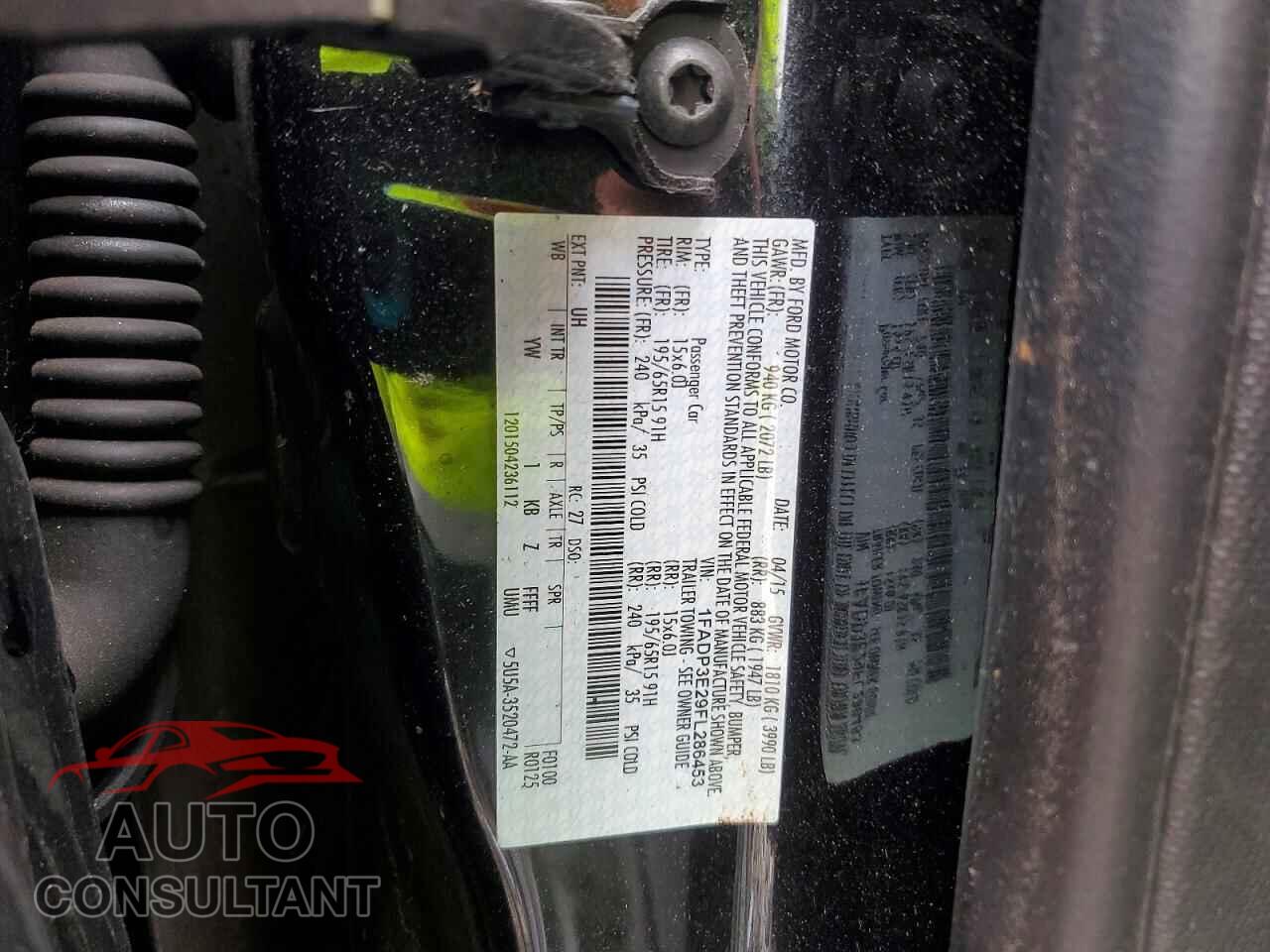 FORD FOCUS 2015 - 1FADP3E29FL286453