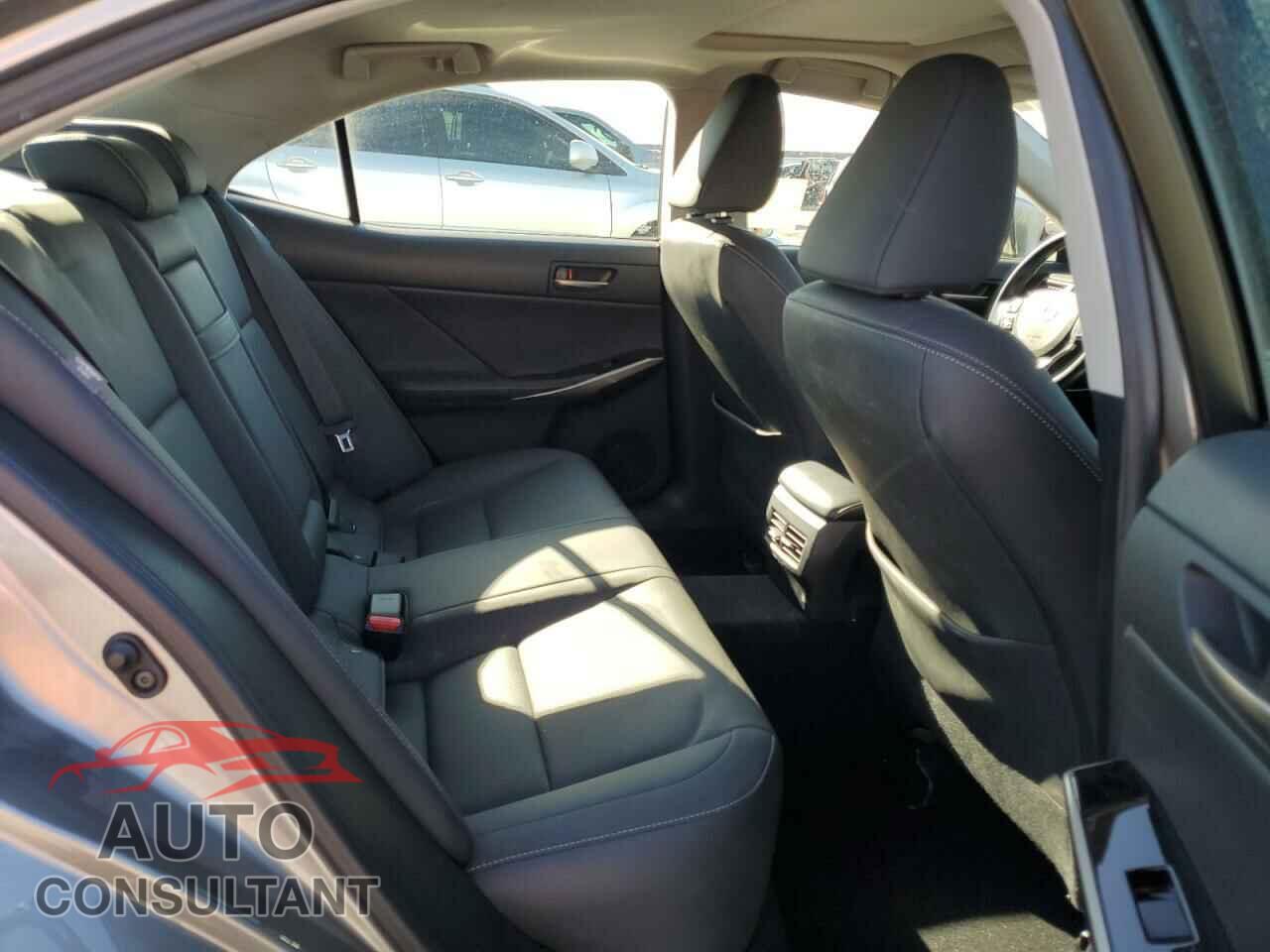 LEXUS IS 2020 - JTHAA1D20L5101578