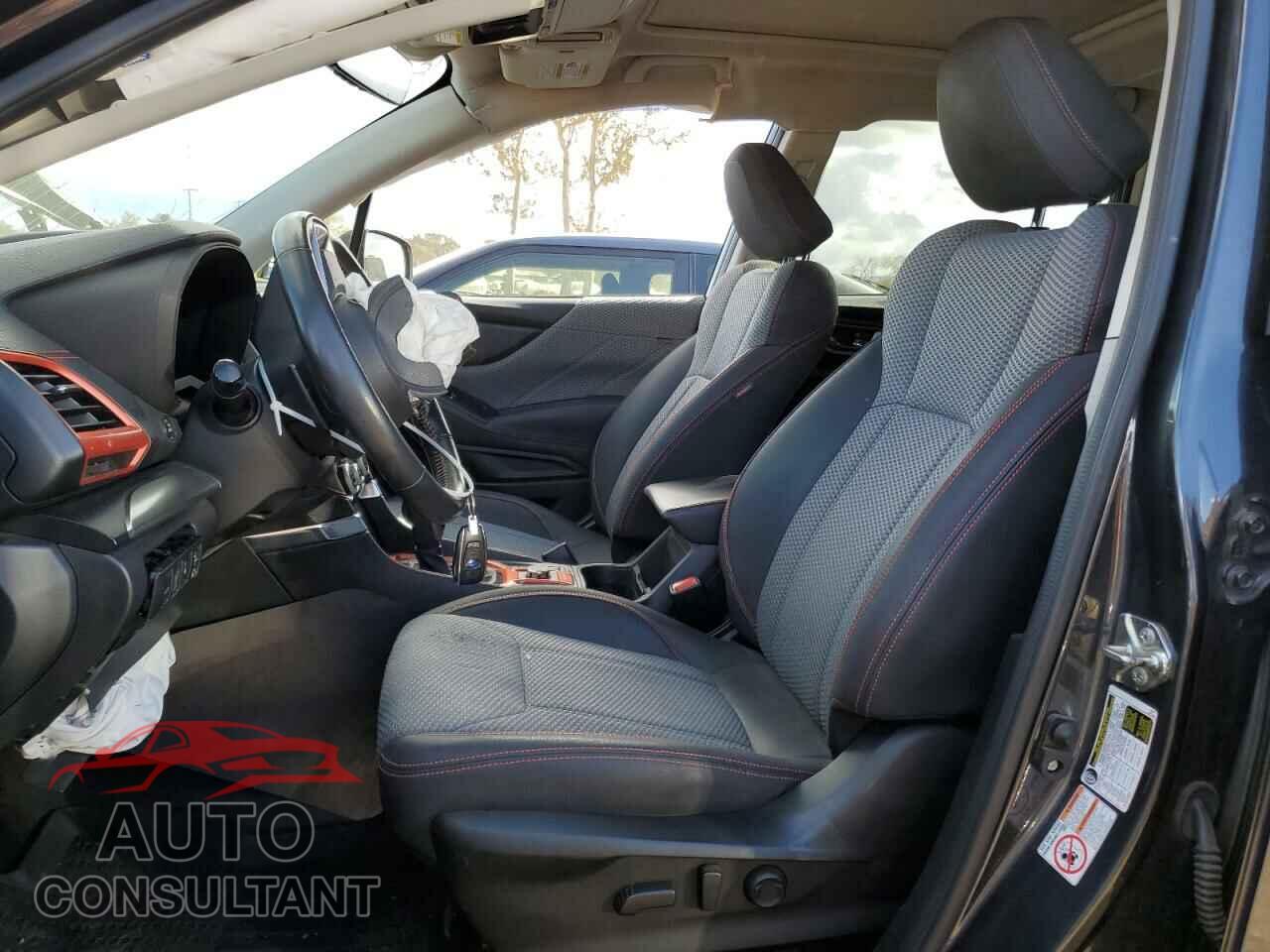 SUBARU FORESTER 2019 - JF2SKAPC3KH443662