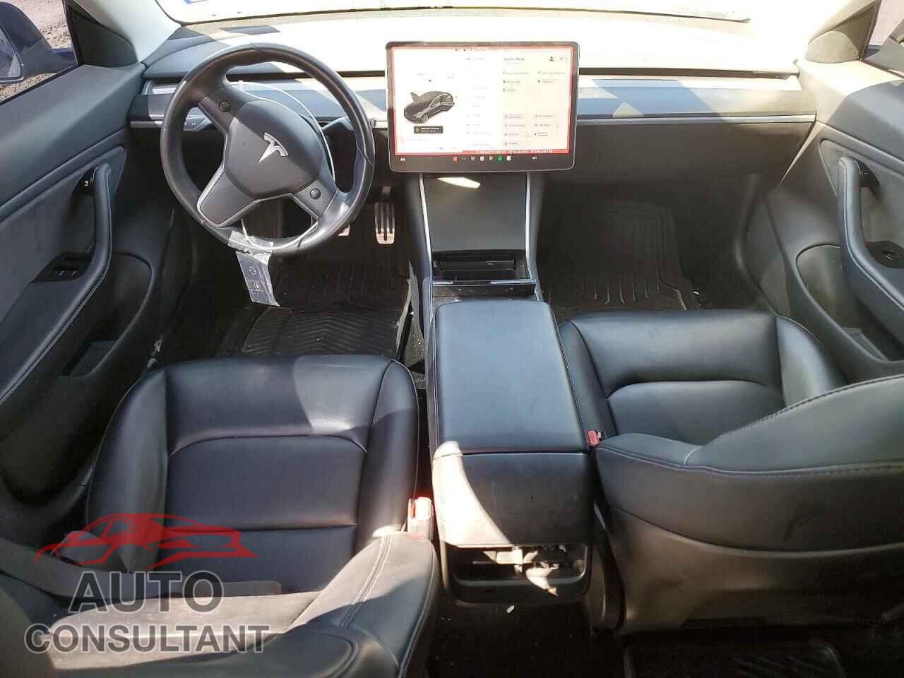 TESLA MODEL 3 2019 - 5YJ3E1EA7KF298735