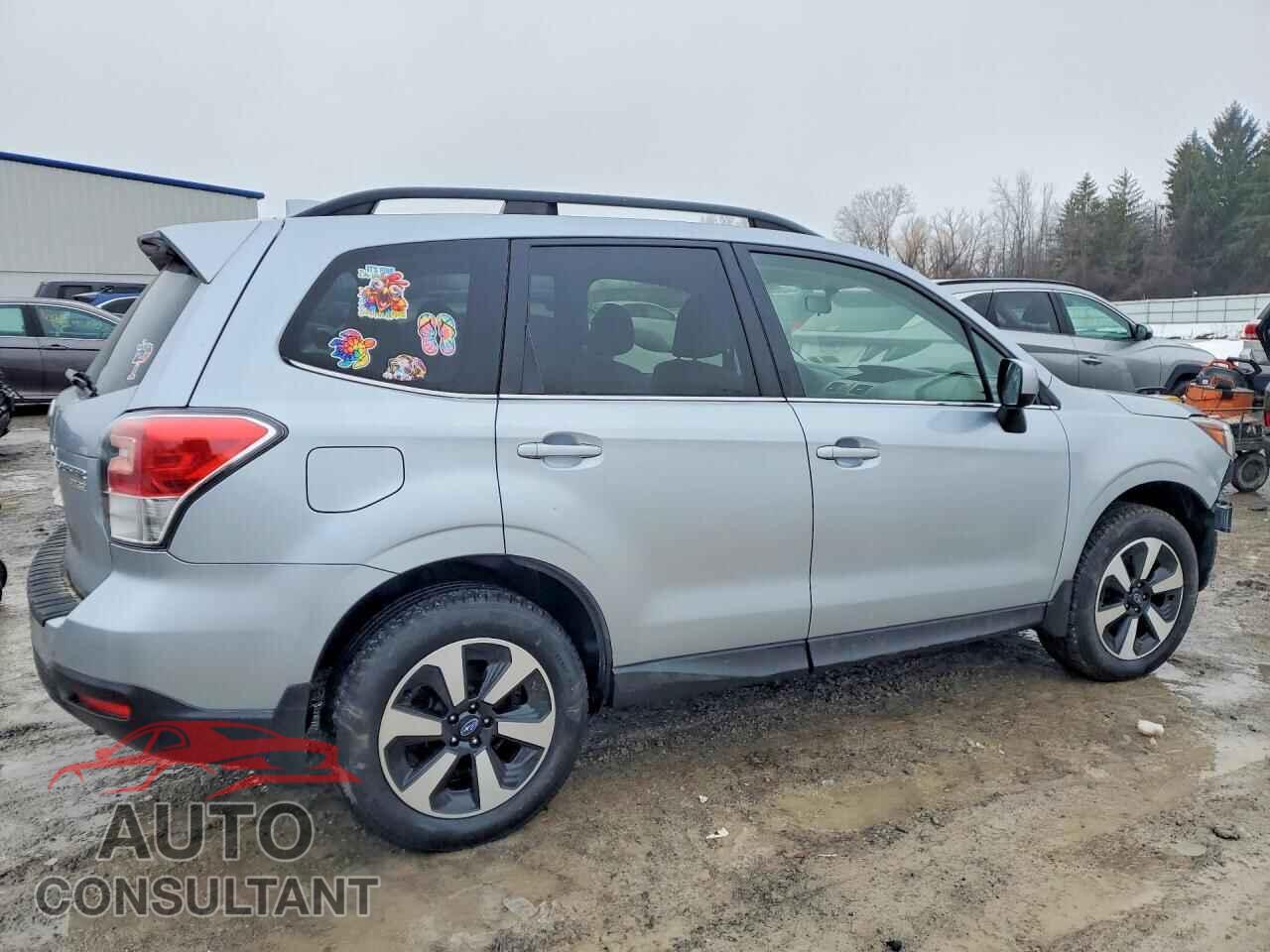 SUBARU FORESTER 2017 - JF2SJAJC4HH529177