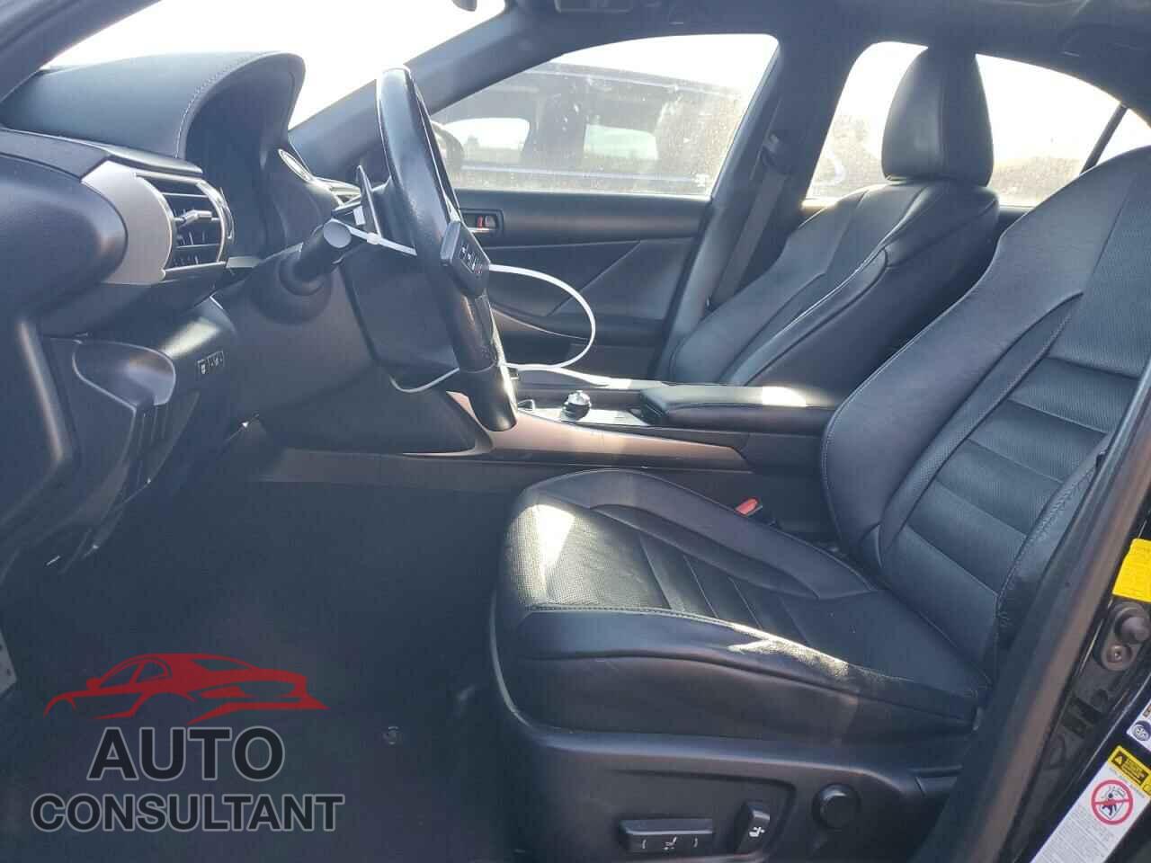 LEXUS IS 2015 - JTHCF1D25F5020686