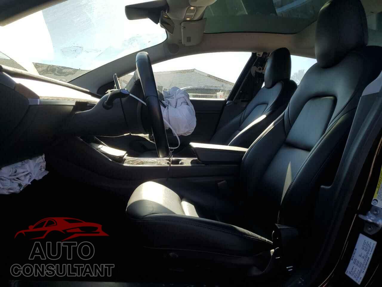 TESLA MODEL 3 2019 - 5YJ3E1EB4KF384500