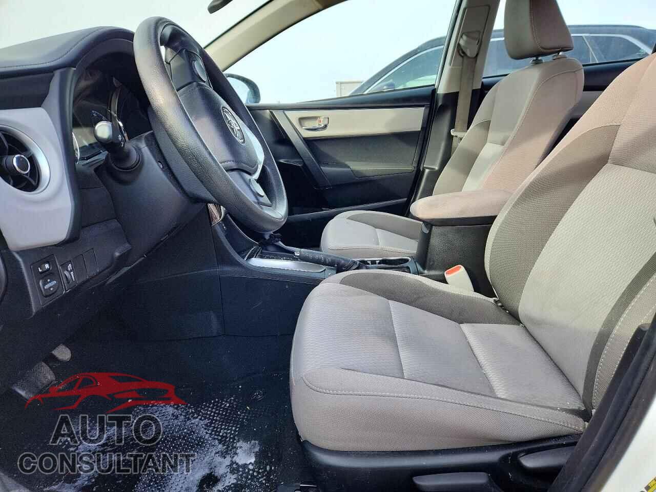 TOYOTA COROLLA 2017 - 5YFBPRHE4HP708021