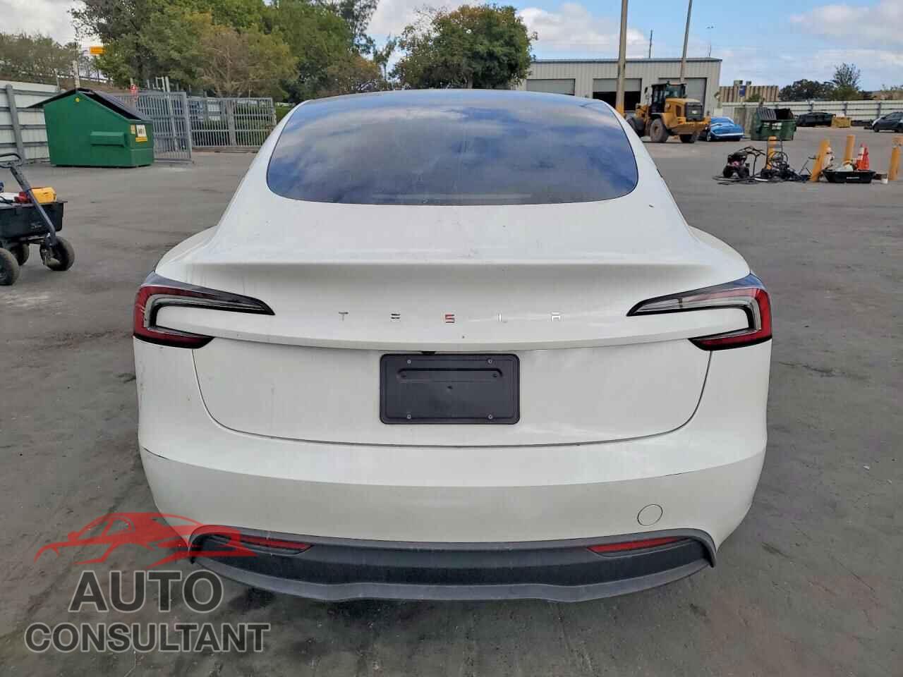 TESLA MODEL 3 2024 - 5YJ3E1EA9RF757256