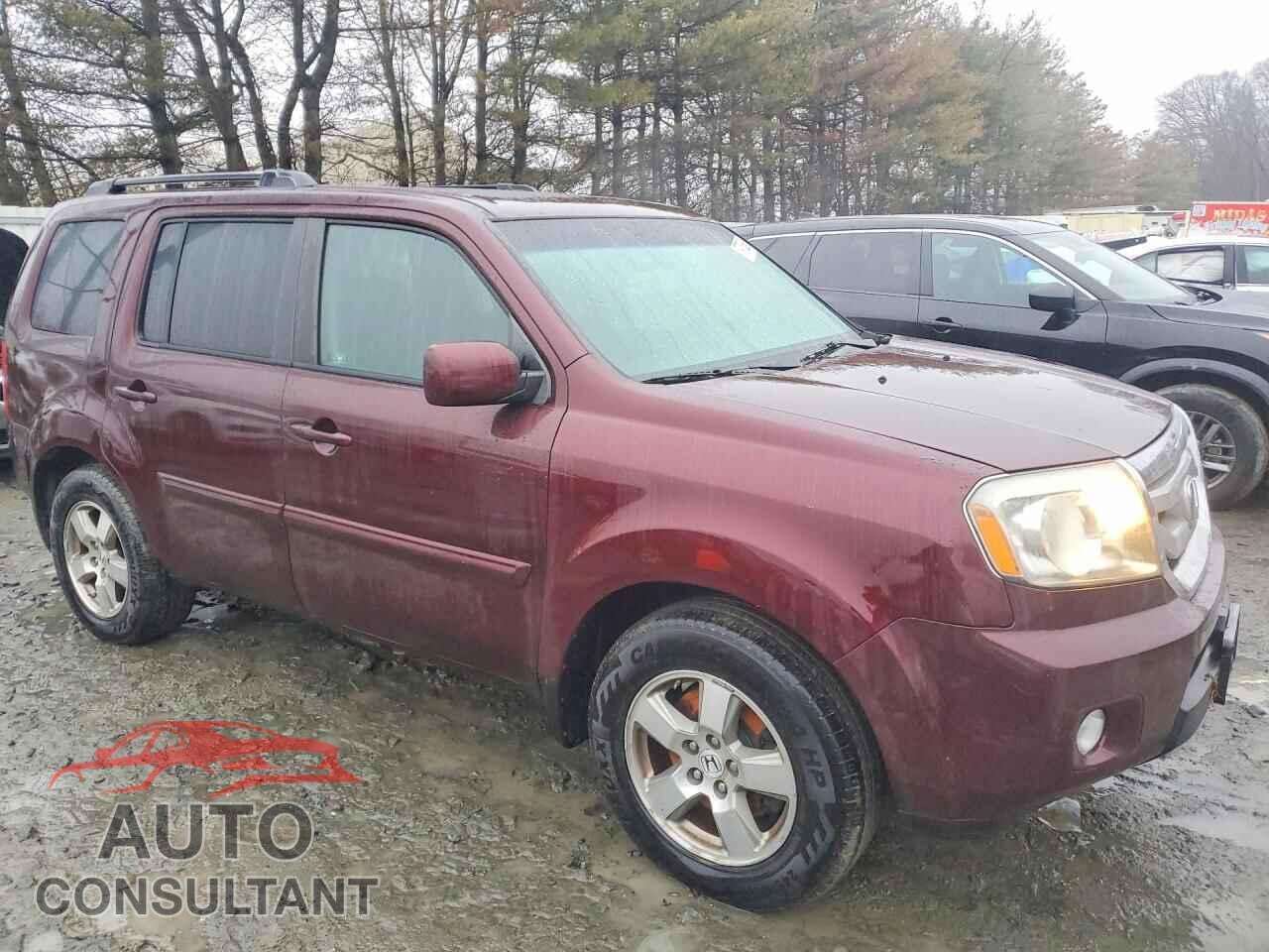 HONDA PILOT 2011 - 5FNYF4H56BB080143