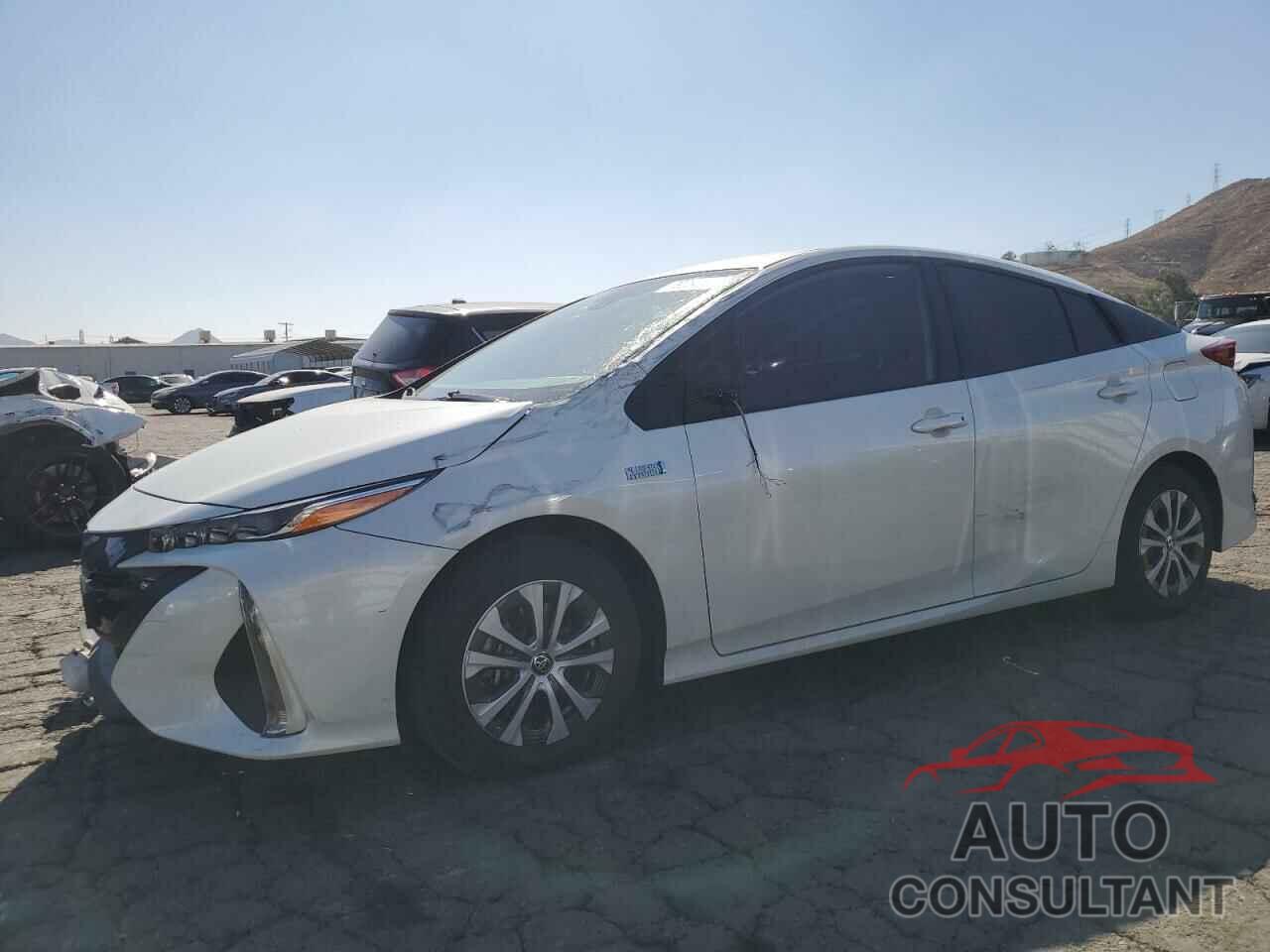 TOYOTA PRIUS 2020 - JTDKARFPXL3136315