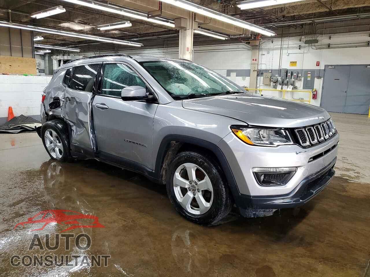 JEEP COMPASS 2018 - 3C4NJDBB8JT199683