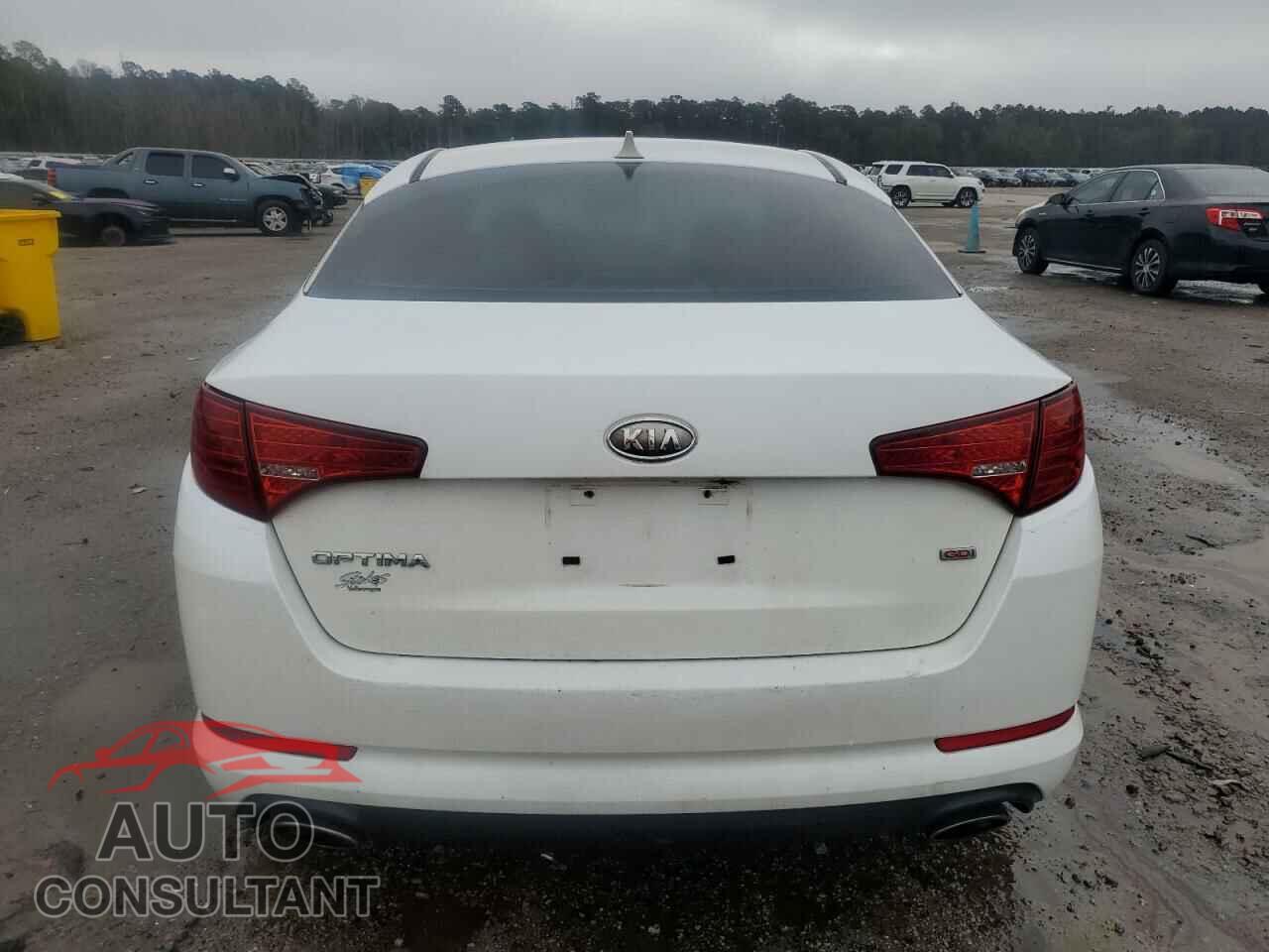 KIA OPTIMA 2011 - KNAGM4A70B5157598