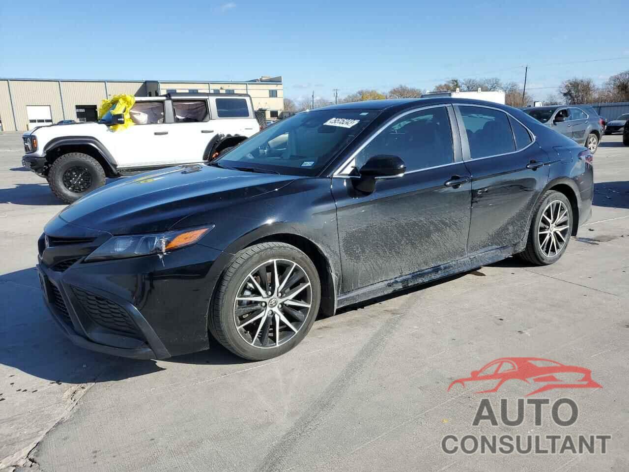 TOYOTA CAMRY 2022 - 4T1G11AK9NU618723