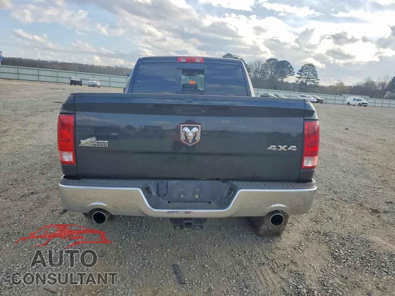 DODGE RAM 1500 2012 - 1C6RD7GT1CS272920