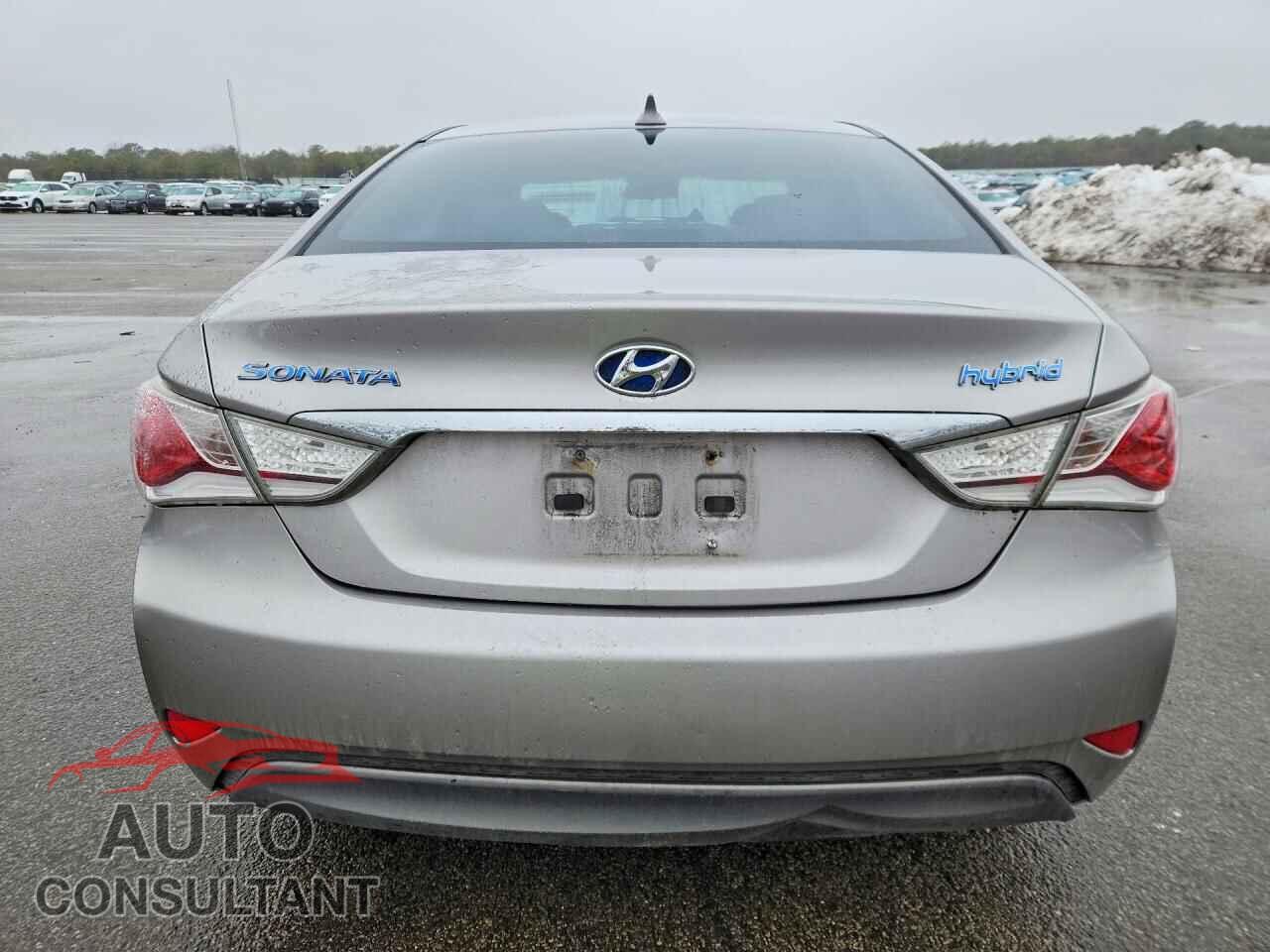 HYUNDAI SONATA 2011 - KMHEC4A40BA005553