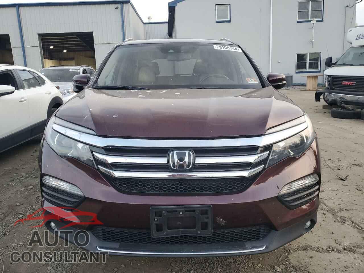 HONDA PILOT 2017 - 5FNYF6H96HB077590