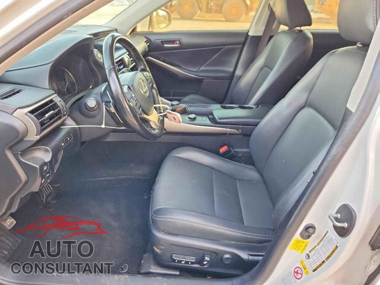 LEXUS IS 200T 2017 - JTHBA1D27H5059082