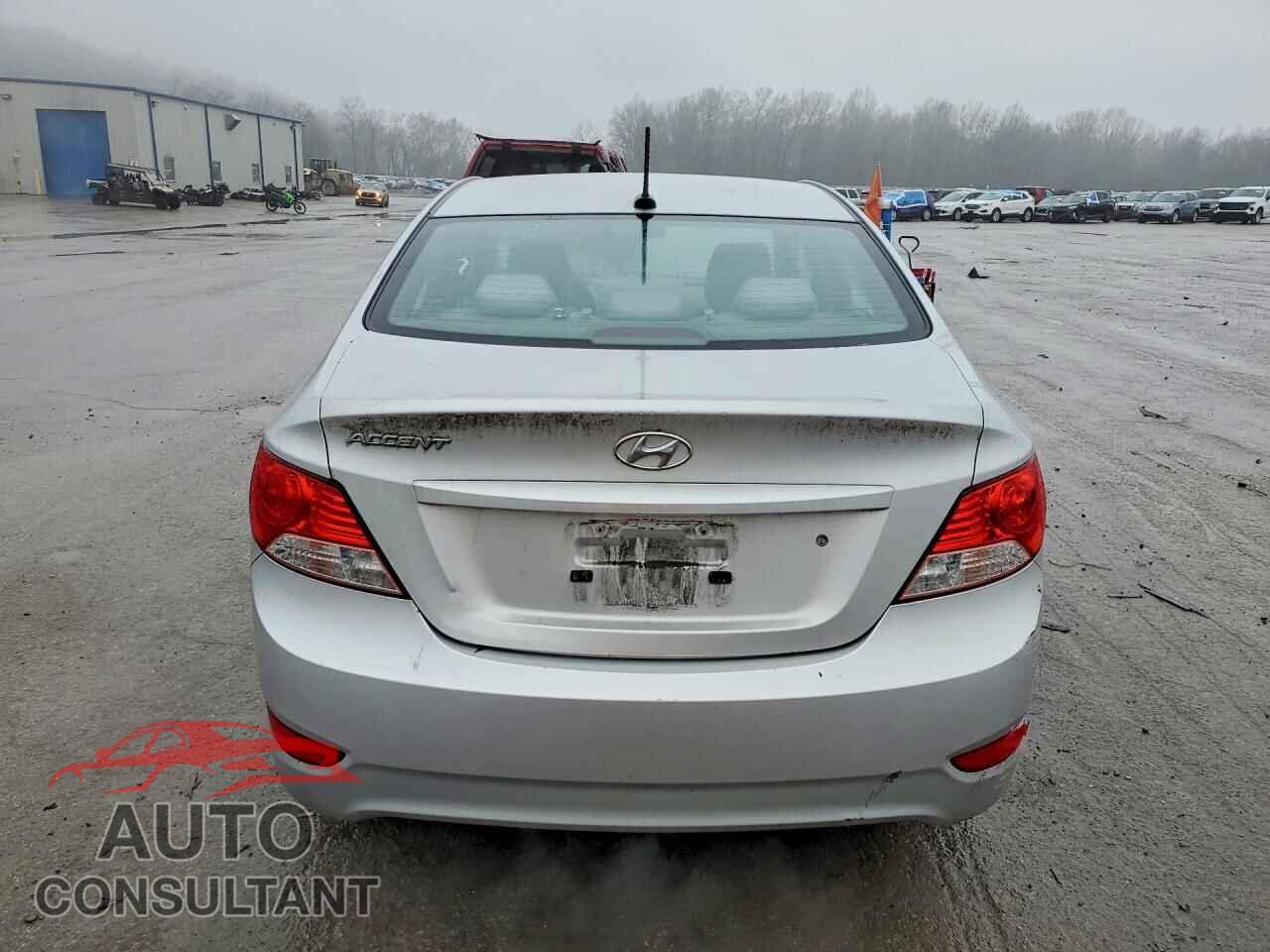 HYUNDAI ACCENT 2013 - KMHCT4AE4DU415368