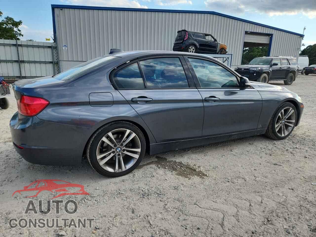 BMW 3 SERIES 2012 - WBA3A5C51CF347673