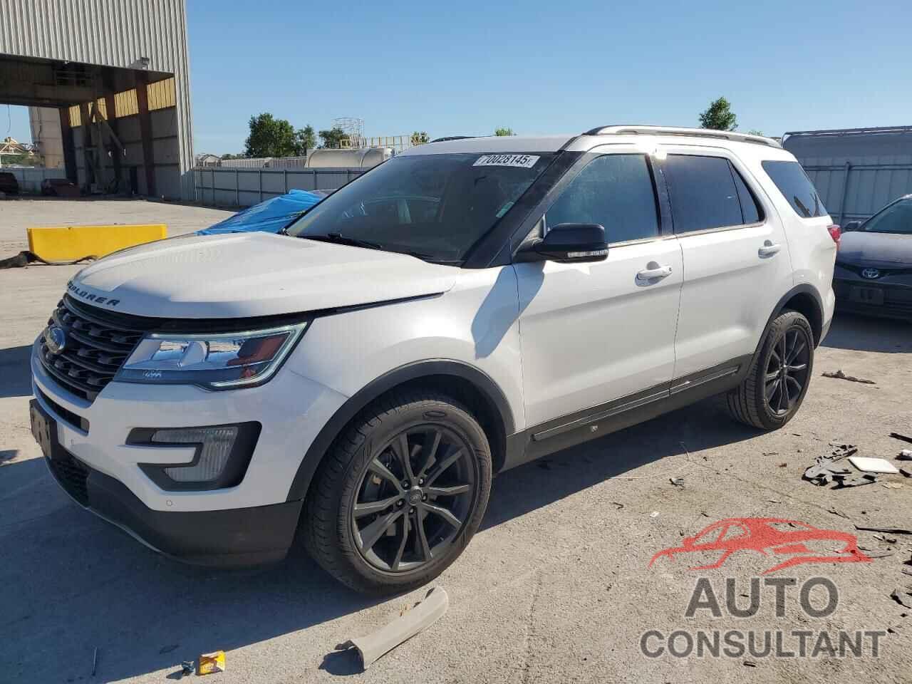 FORD EXPLORER 2017 - 1FM5K8D82HGD63901