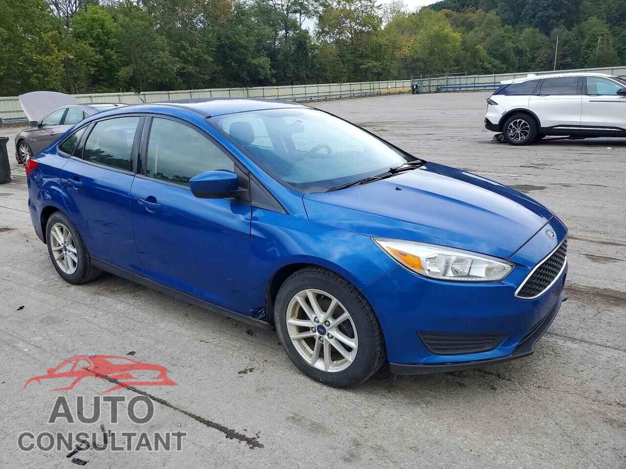 FORD FOCUS 2018 - 1FADP3FE0JL215675