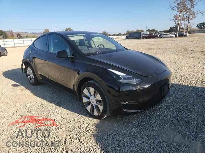 TESLA MODEL Y 2024 - 7SAYGDEE1RF032502