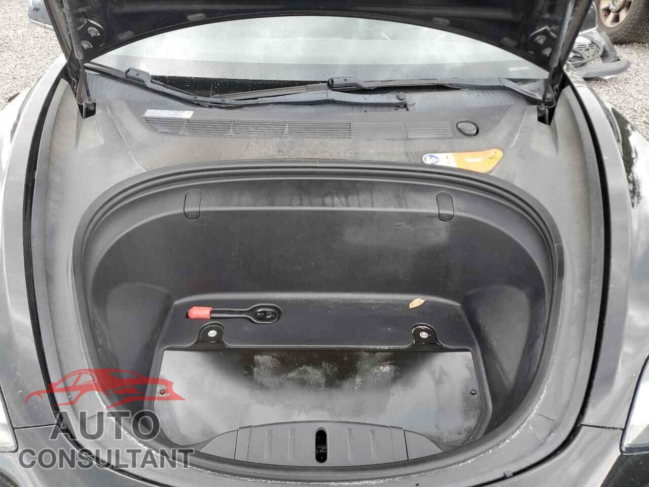 TESLA MODEL 3 2018 - 5YJ3E1EA3JF006643