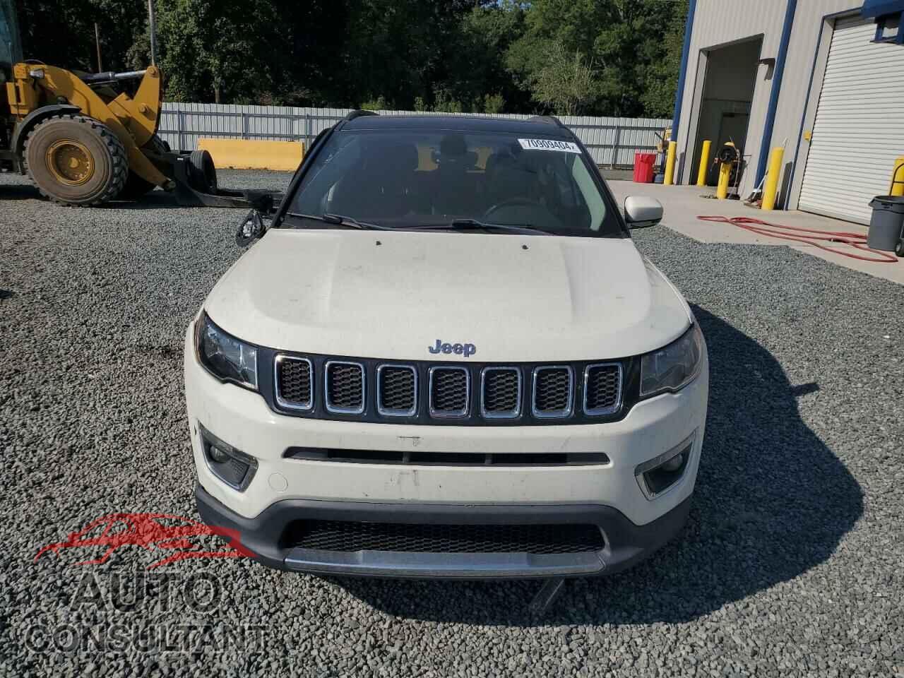 JEEP COMPASS 2018 - 3C4NJDCB1JT264792