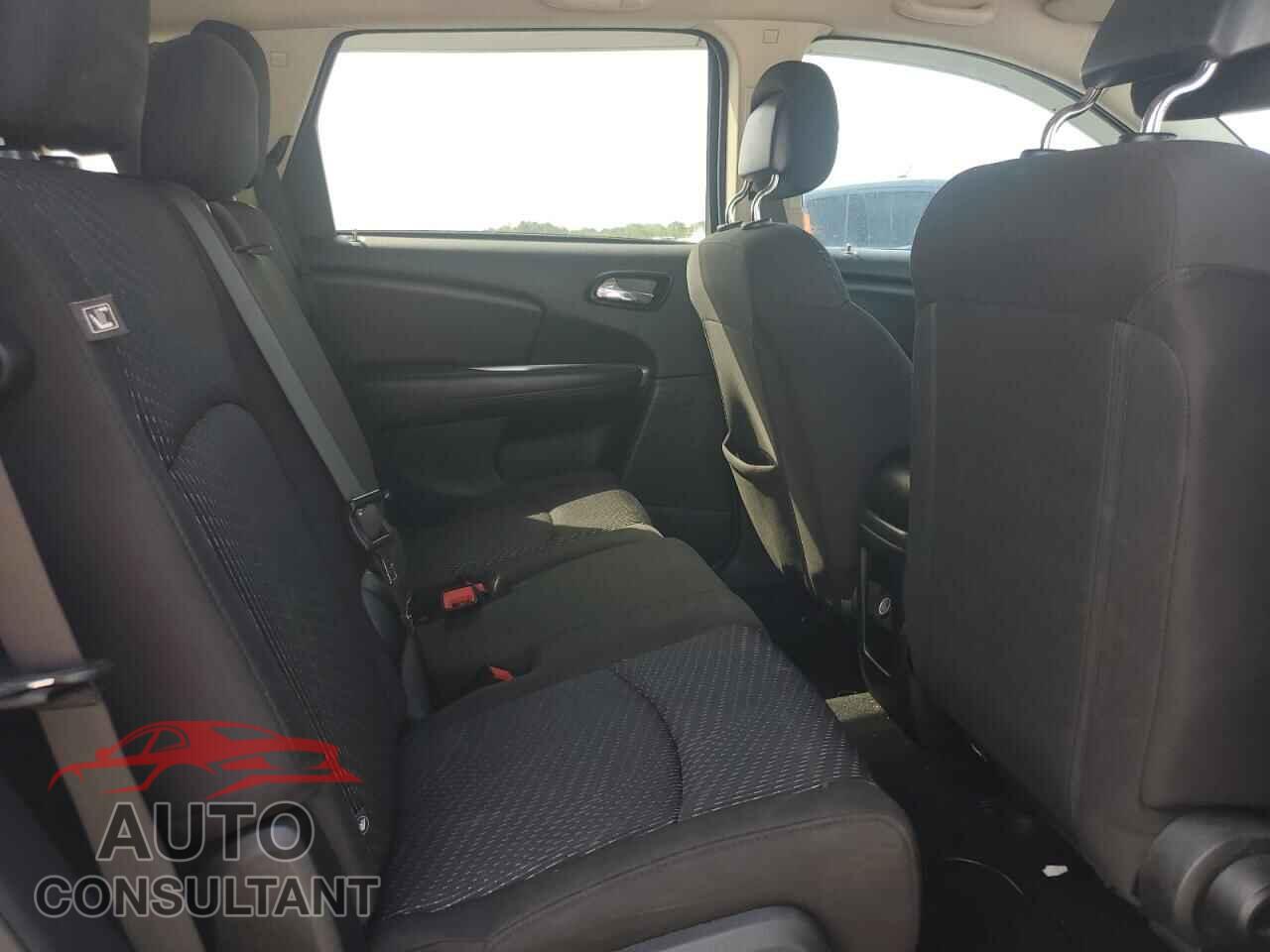 DODGE JOURNEY 2017 - 3C4PDCGG7HT585276