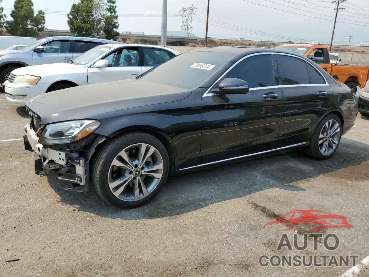 MERCEDES-BENZ C-CLASS 2018 - 55SWF4JB7JU268206