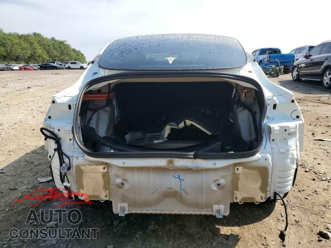 TESLA MODEL 3 2023 - 5YJ3E1EC7PF604759