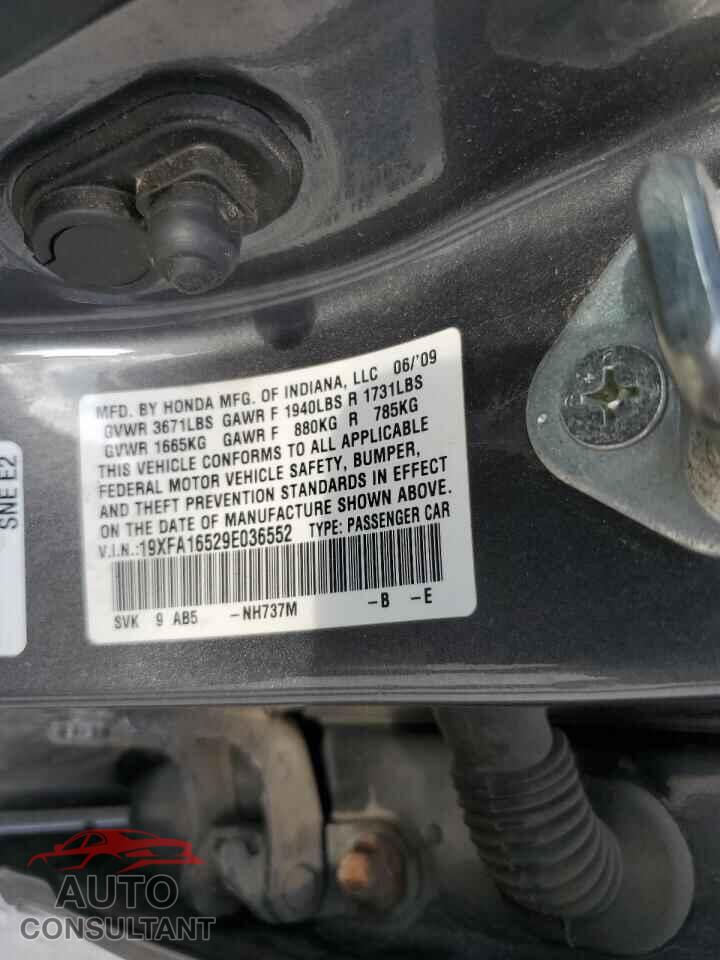 HONDA CIVIC 2009 - 19XFA16529E036552