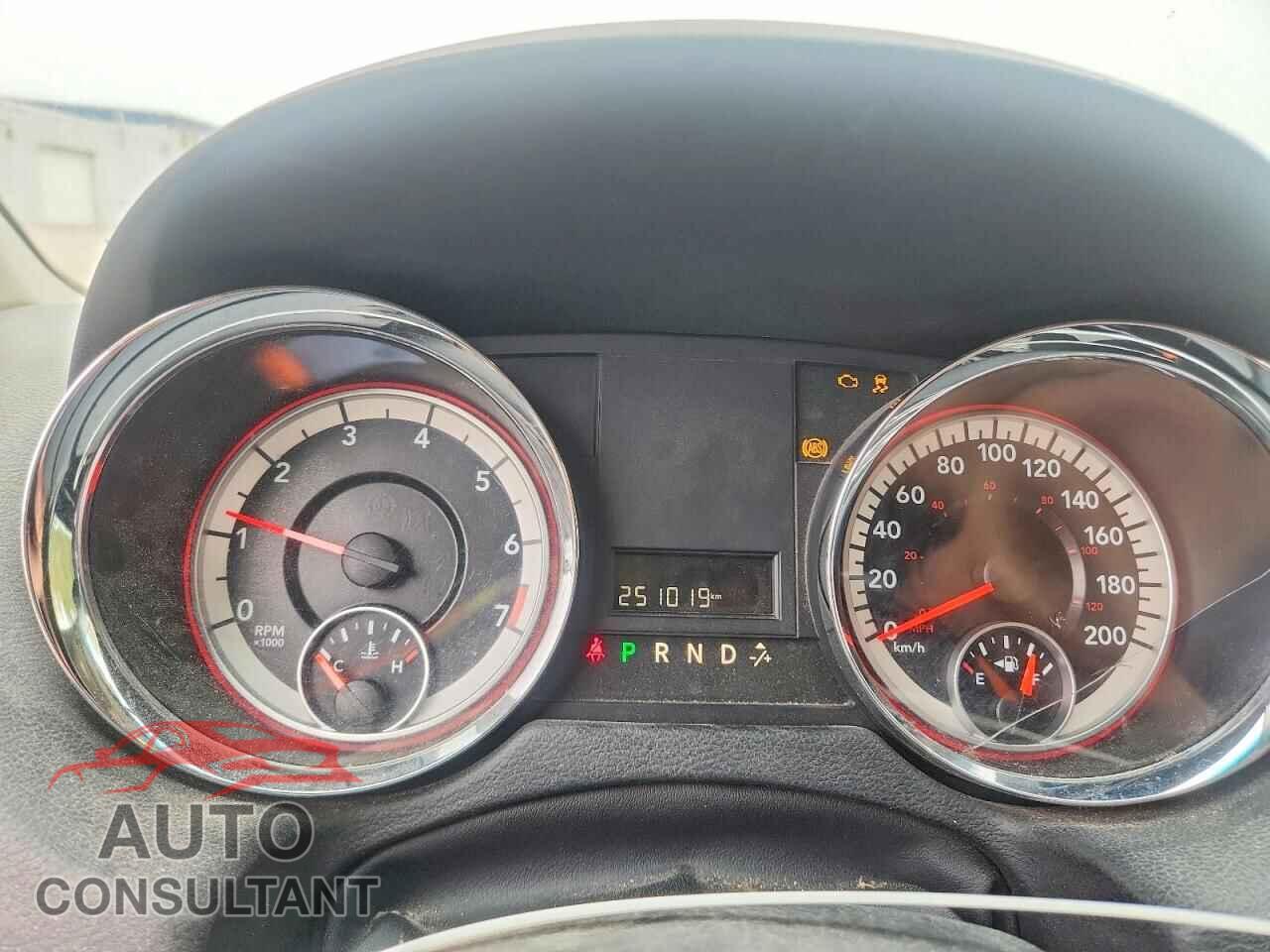 DODGE CARAVAN 2016 - 2C4RDGBG1GR170592