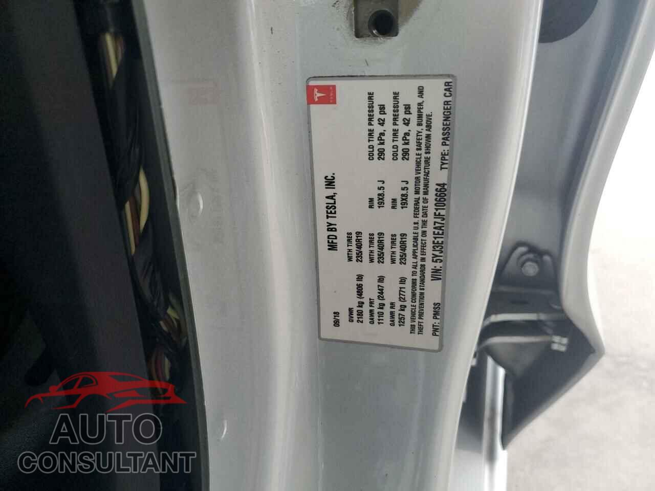TESLA MODEL 3 2018 - 5YJ3E1EA7JF106664