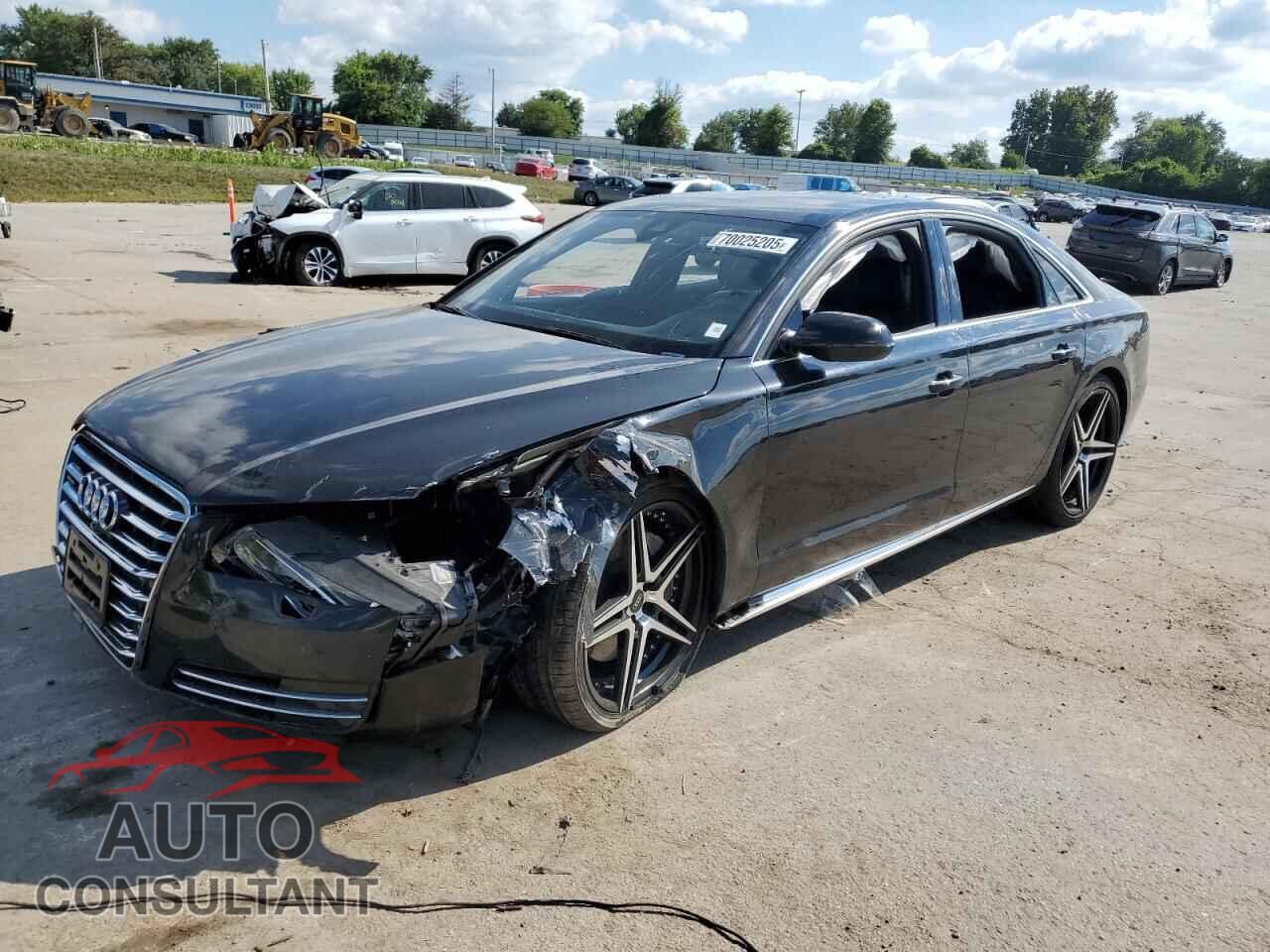 AUDI A8 2013 - WAUA2AFD3DN019646