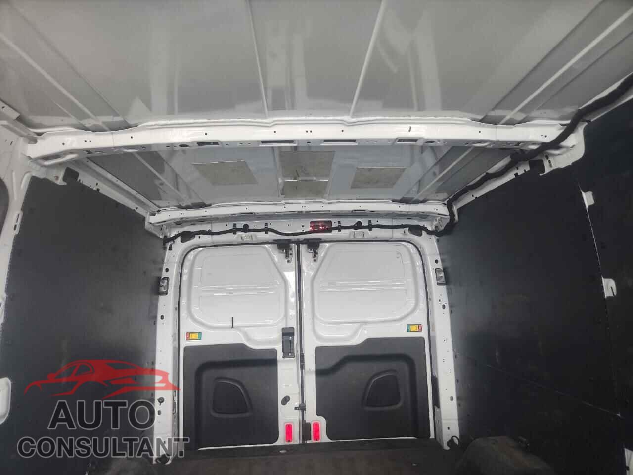 FORD TRANSIT 2018 - 1FTYR1ZG9JKB28984