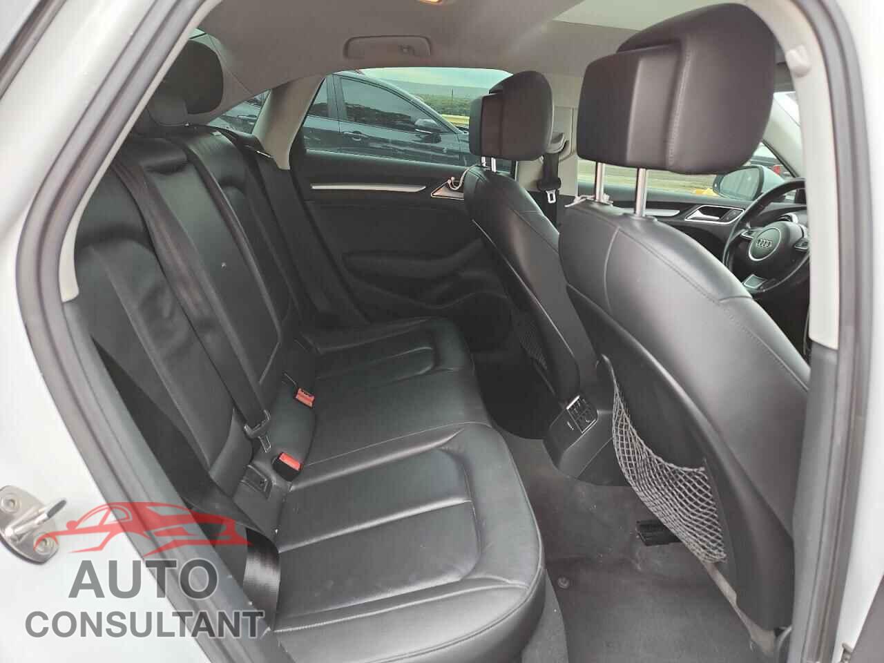 AUDI A3 2016 - WAUA7GFF9G1003825