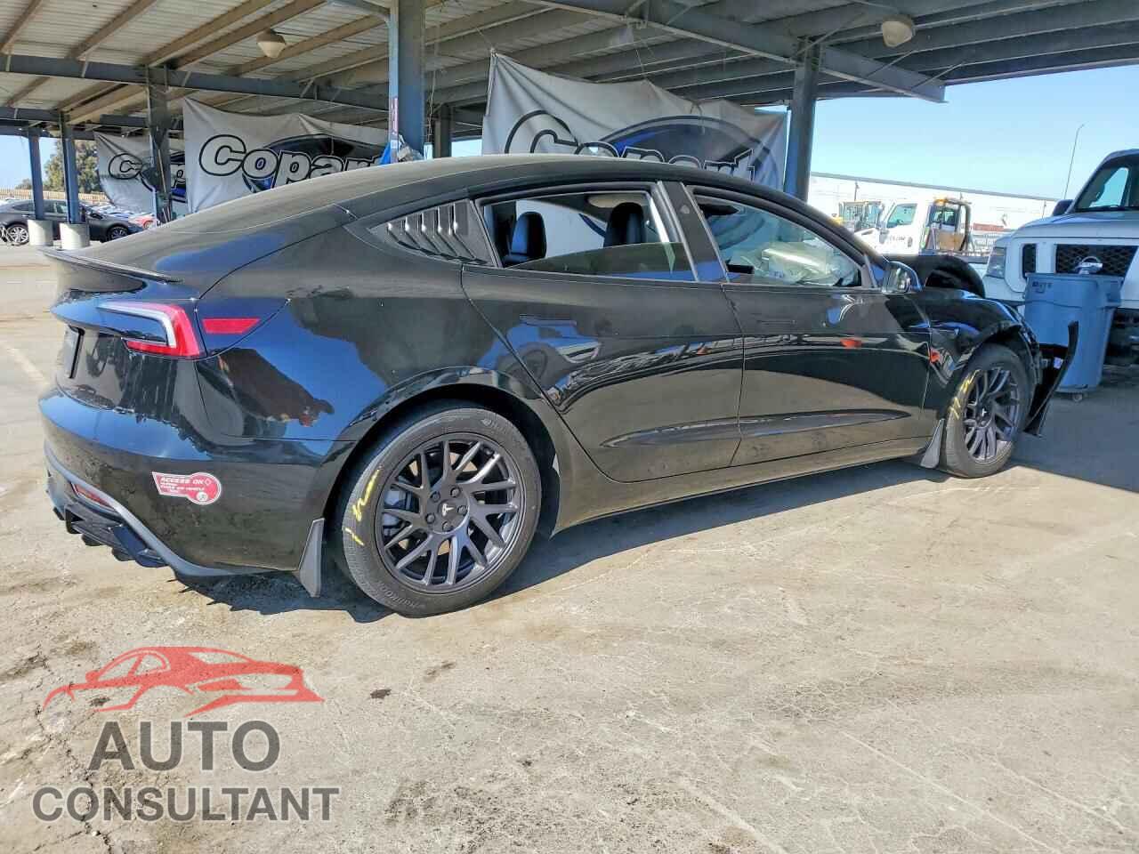 TESLA MODEL 3 2024 - 5YJ3E1EA5RF747730